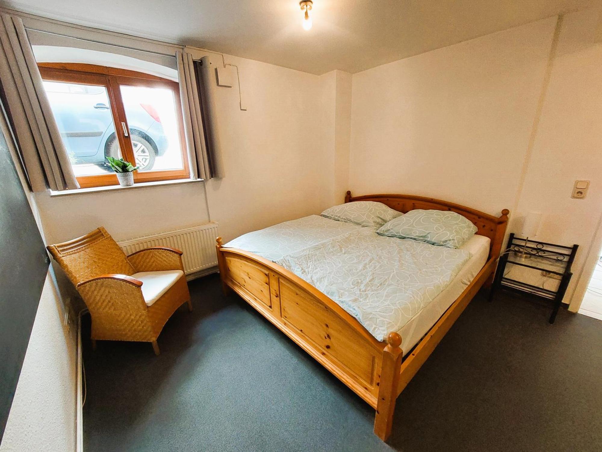 Zentrale Ferienwohnung - Direkt Am See Und Schloss シュヴェリーン エクステリア 写真